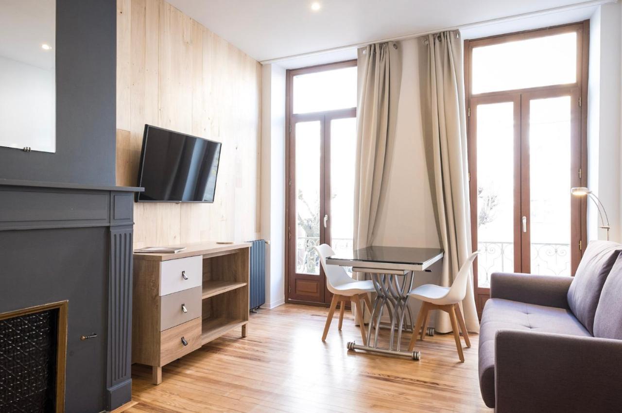 Studio Neuf, Charme De L'Ancien, Avec Balcon - 3 Etoiles, 4 Diamants Bagnères-de-Bigorre Exterior foto
