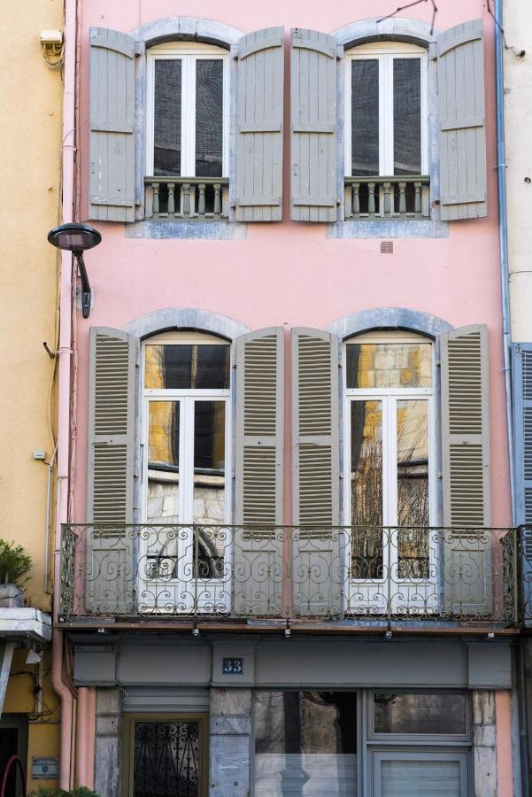 Studio Neuf, Charme De L'Ancien, Avec Balcon - 3 Etoiles, 4 Diamants Bagnères-de-Bigorre Exterior foto